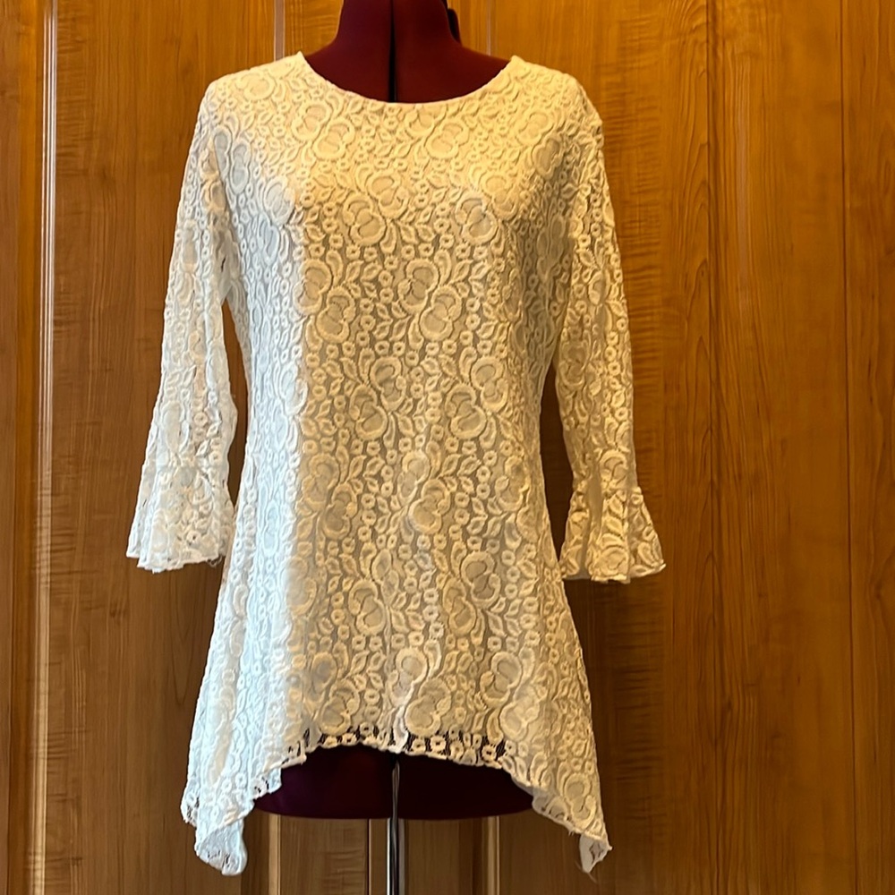Lacey long shirt, size M